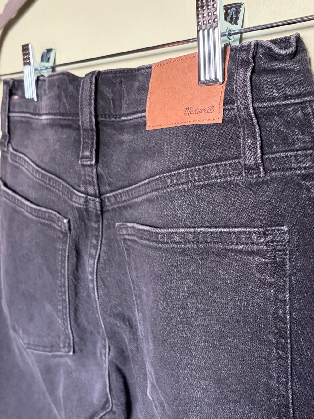 Madewell Black Denim Balloon Raw Hem Womens High-Rise Jeans Size 23 NG264 - Picture 2 of 14